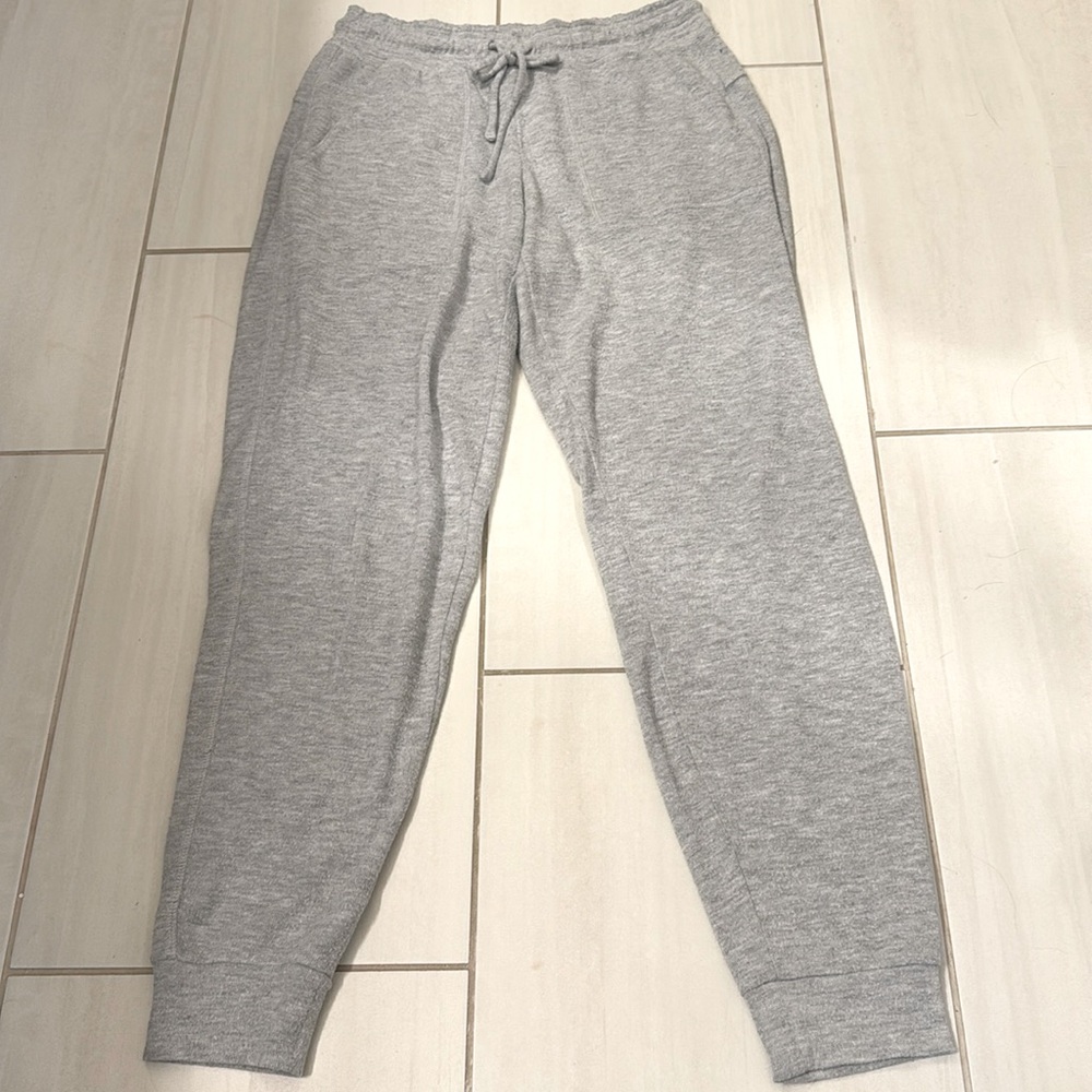 ALO Heather Gray Lightweight Joggers